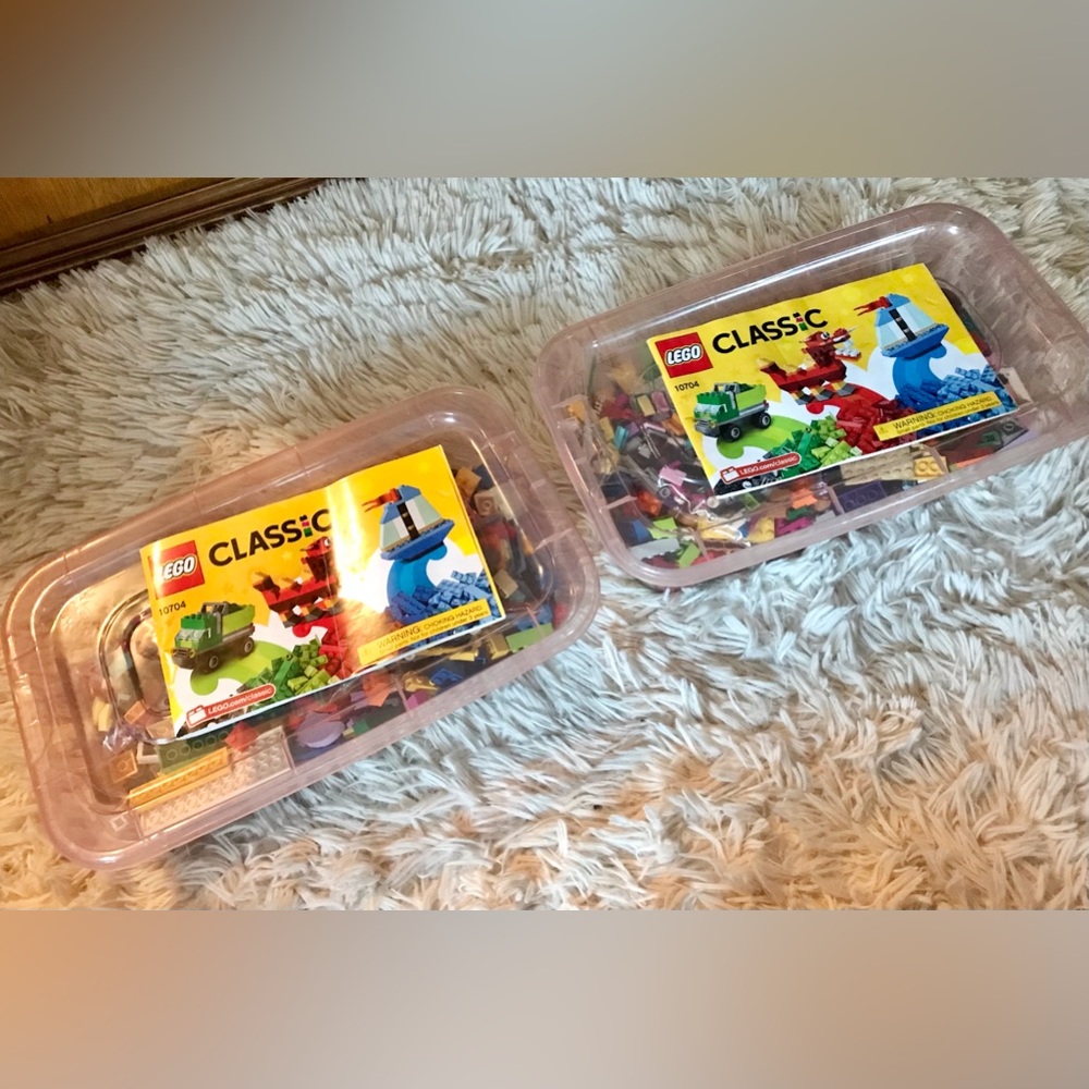 1600+ Pieces LEGO 10704 Classic Creative Brick Sets Building Blocks Booklet